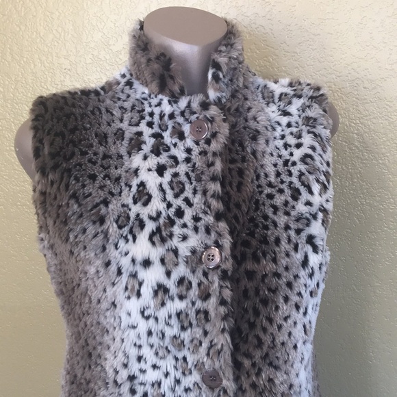 Coldwater Creek Leopard Vest - Faux - S ⭐️ NWT - Picture 2 of 7